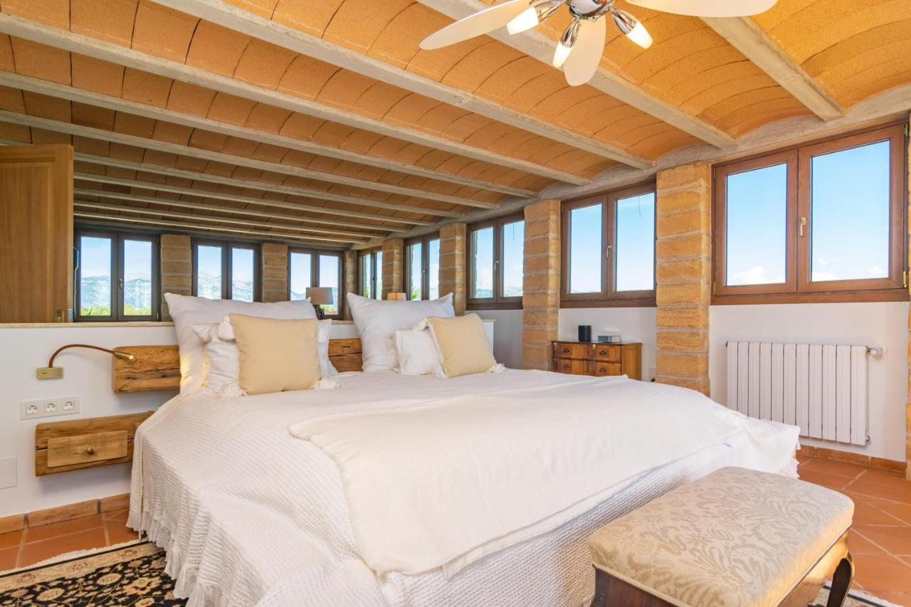 Aria Villa